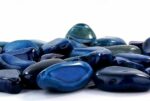 Achat Trommelsteine blau Ø 40 – 60 mm Edelsteine Heilsteine bei Wunderstein24