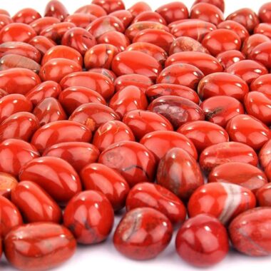Jaspis Trommelsteine rot handpoliert Ø ca. 28 – 40 mm Edelsteine Heilsteine bei Wunderstein24