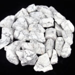 Calcit Rohsteine hellblau Ø ca. 20 – 50 mm Edelsteine Heilsteine bei Wunderstein24
