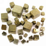 Pyrit Würfel natur Ø ca. 10 – 50 mm Edelsteine Heilsteine bei Wunderstein24