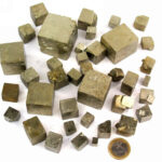 Pyrit Würfel natur Ø ca. 10 – 50 mm Edelsteine Heilsteine bei Wunderstein24