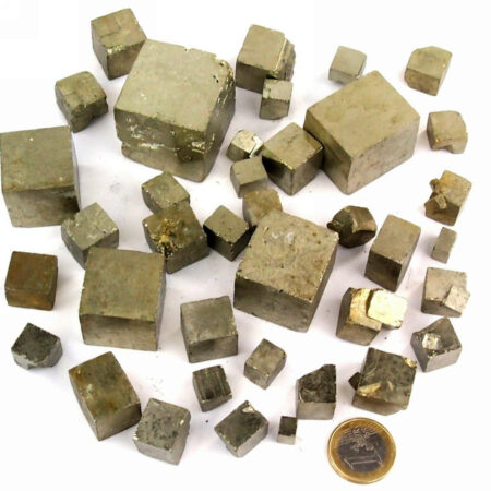Pyrit Würfel natur Ø ca. 10 – 50 mm Edelsteine Heilsteine bei Wunderstein24