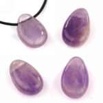 Amethyst Cabochon Anhänger dunkel seitlich gebohrt Edelsteine Heilsteine bei Wunderstein24