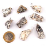Malachit Cabochon Anhänger seitlich gebohrt mit schwarzem Satinband Edelsteine Heilsteine bei Wunderstein24