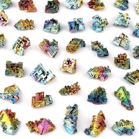 Wismut (Bismuth) Kristall Stufe 15 – 20 g / Stck Ø je 30 – 40 mm in einzigartiger Qualität und Farbe Edelsteine Heilsteine bei Wunderstein24