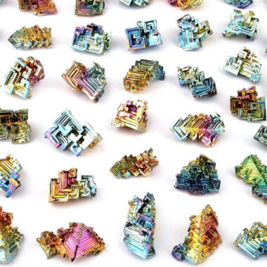 Wismut (Bismuth) Kristall Stufe 7 – 10 g / Stck Ø je 22 – 35 mm in einzigartiger Qualität und Farbe Edelsteine Heilsteine bei Wunderstein24