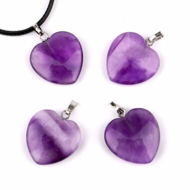 Amethyst Herz – Anhänger mit silberner Öse Edelsteine Heilsteine bei Wunderstein24