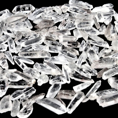 Mikro Bergkristall-Spitzen sehr klein glasklar Länge ca. 10 – 30 mm Edelsteine Heilsteine bei Wunderstein24