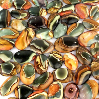Jaspis Polychrom Handschmeichler | Massagestein handpoliert dünn und oval Ø ca. 35 – 65 mm Edelsteine Heilsteine bei Wunderstein24