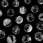 Bergkristall Kugel Ø 27 – 28 mm transparent und glasklar aus Brasilien Edelsteine Heilsteine bei Wunderstein24