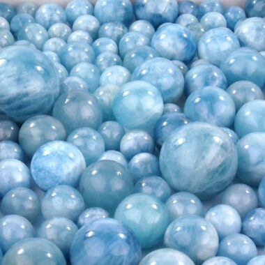 Aquamarin Kugel Ø 16 mm aus Brasilien in bester Qualität und Farbe Edelsteine Heilsteine bei Wunderstein24