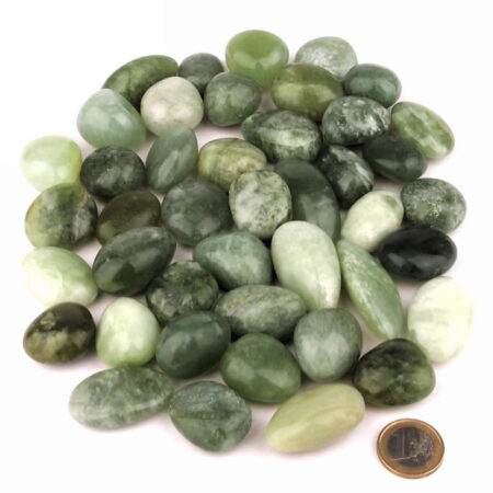 Jade | Serpentin Trommelsteine handpoliert Ø ca. 30 – 45 mm Edelsteine Heilsteine bei Wunderstein24