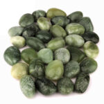 Jade | Serpentin Trommelsteine handpoliert Ø ca. 35 – 50 mm Edelsteine Heilsteine bei Wunderstein24