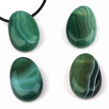 Achat grün Cabochon Anhänger seitlich gebohrt Edelsteine Heilsteine bei Wunderstein24