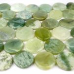 Jade | Serpentin Handschmeichler | Massagestein Ø 36 – 55 mm Edelsteine Heilsteine bei Wunderstein24