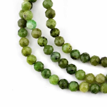 Nephrit Jade facettiert Ø 4 mm Kugel Edelstein Armband flexibel und dehnbar Edelsteine Heilsteine bei Wunderstein24