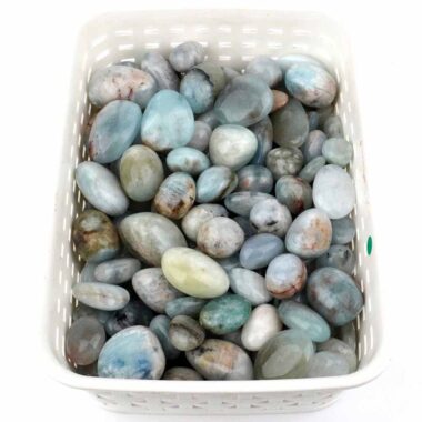 1304 g Aquamarin | Beryll Trommelsteine Ø ca. 20 – 45 mm Edelsteine Heilsteine bei Wunderstein24