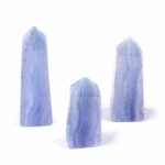 Chalcedon blau Kristall | Obelisk | Spitze Höhe 20 – 65 mm aus Namibia Edelsteine Heilsteine bei Wunderstein24